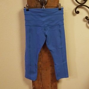 Lorna Jane Crops Size Small